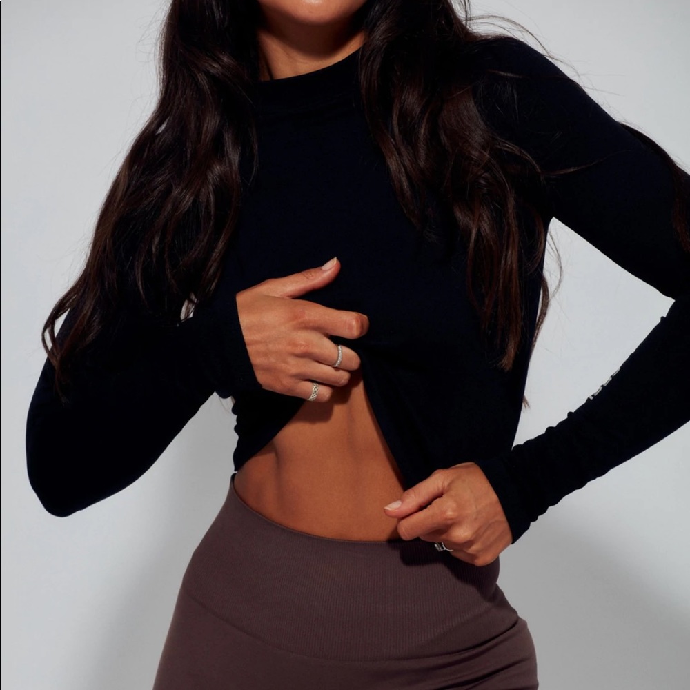 Sefi Long Sleeve Medium Tourmaline workout top. Brand New with tags, never worn!